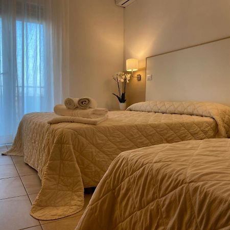 Hotel Palladio B&B Cervia Exterior photo